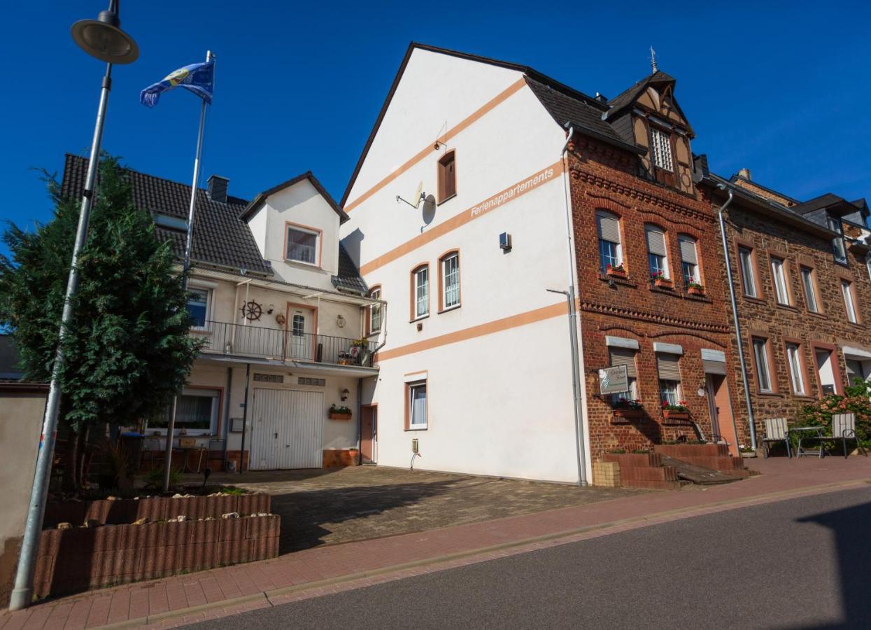 Gaestehaus Steuer Kröv Exterior foto